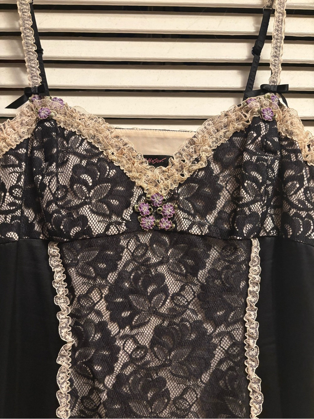 Betsey Johnson Black and Cream Lace Trim Slip - Picture 3 of 4